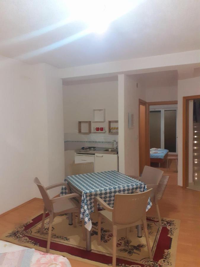 Apartmani Bakule Peštani Eksteriør billede